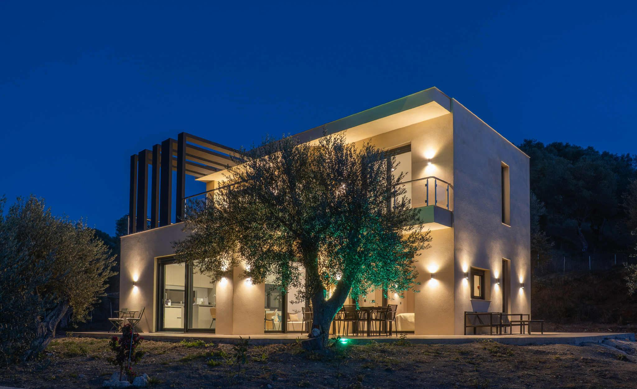 Quality Construction - Excellence in Every Project - Slide 2